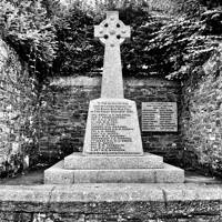 Uncatalogued: Horrabridge War Memorial.jpg