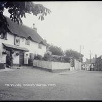 Chichester Arms pub, Bishops Tawton