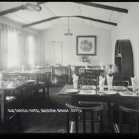 Old Thatch Hotel, dining room, Cheriton Bishop