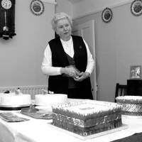 Joan Ellis and her renowned cakes