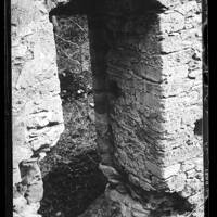 Lydford Castle, dungeon door