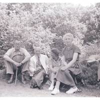 Peggy Bignell, Marjorie Taylor and Sydney Taylor at Norsworthy Bridge