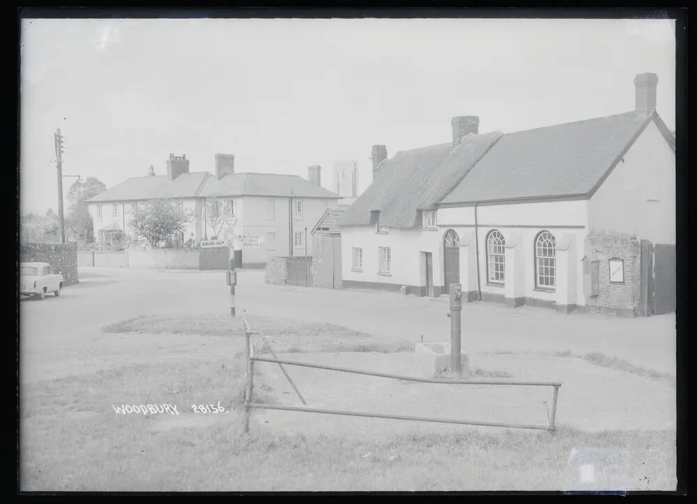 Village green + pump, Woodbury