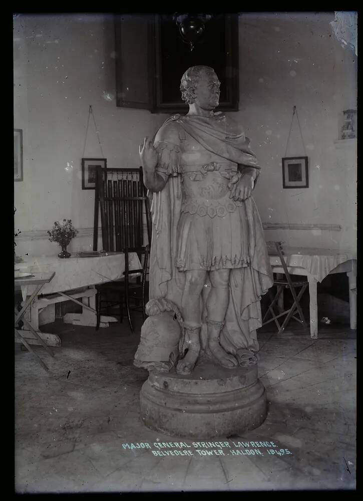 Statue of Major General Stringer Lawrence, Dunchideock