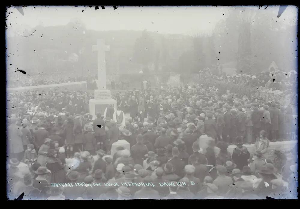 Unveiling of the War Memorial, Dawlish