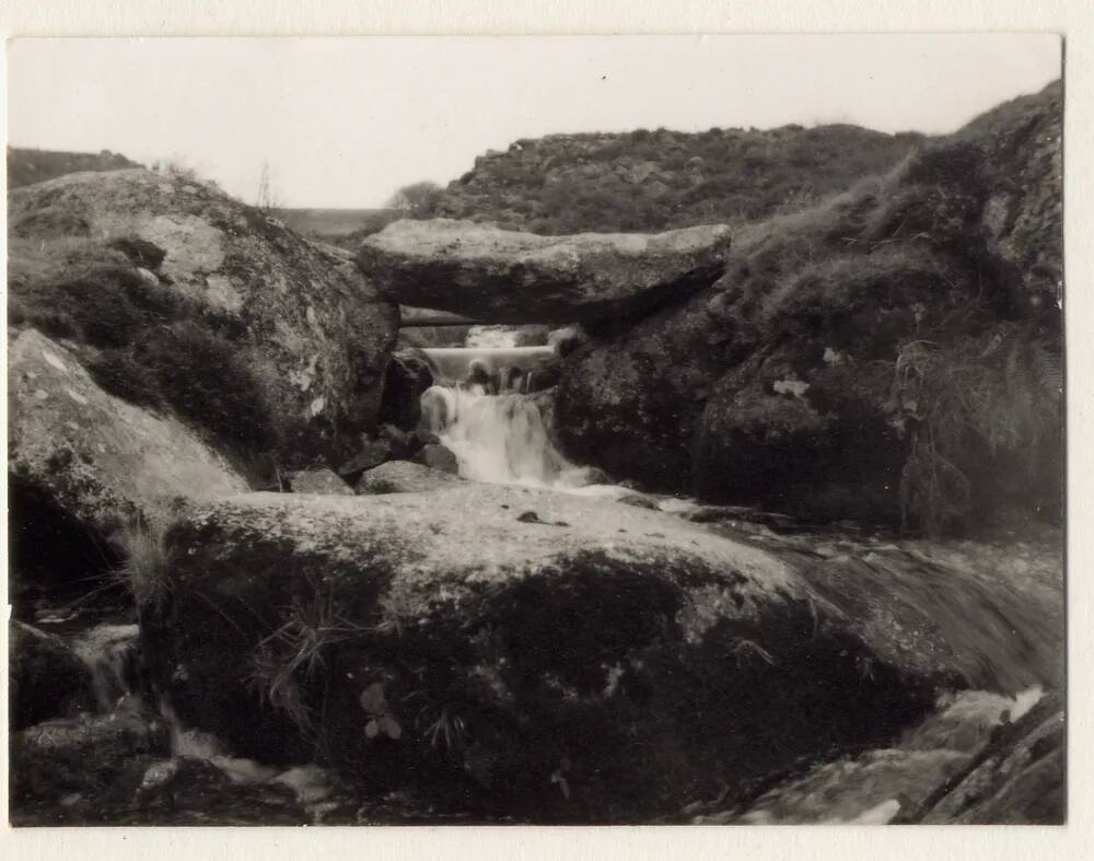 Clapper bridge at Deancombehead