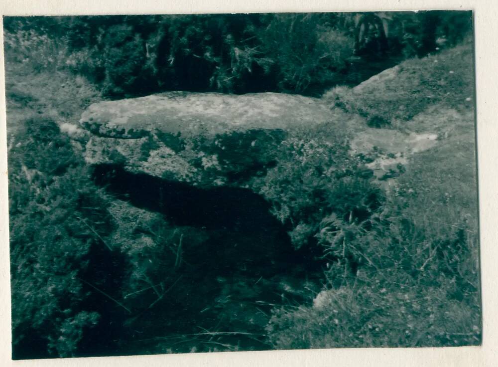 Stone clapper bridge near entrance to Dunnabridge Farm