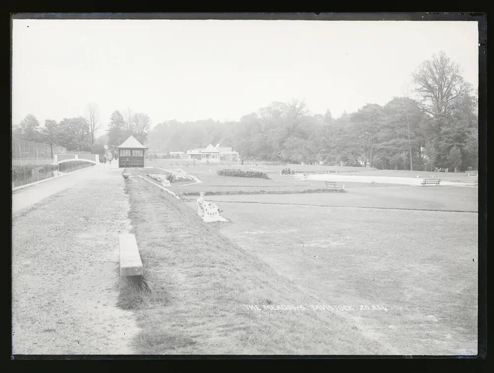 Meadows + Canal, Tavistock