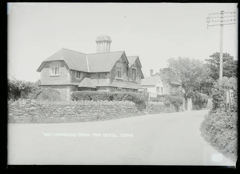 Battisborough Cross Post Office, Holbeton