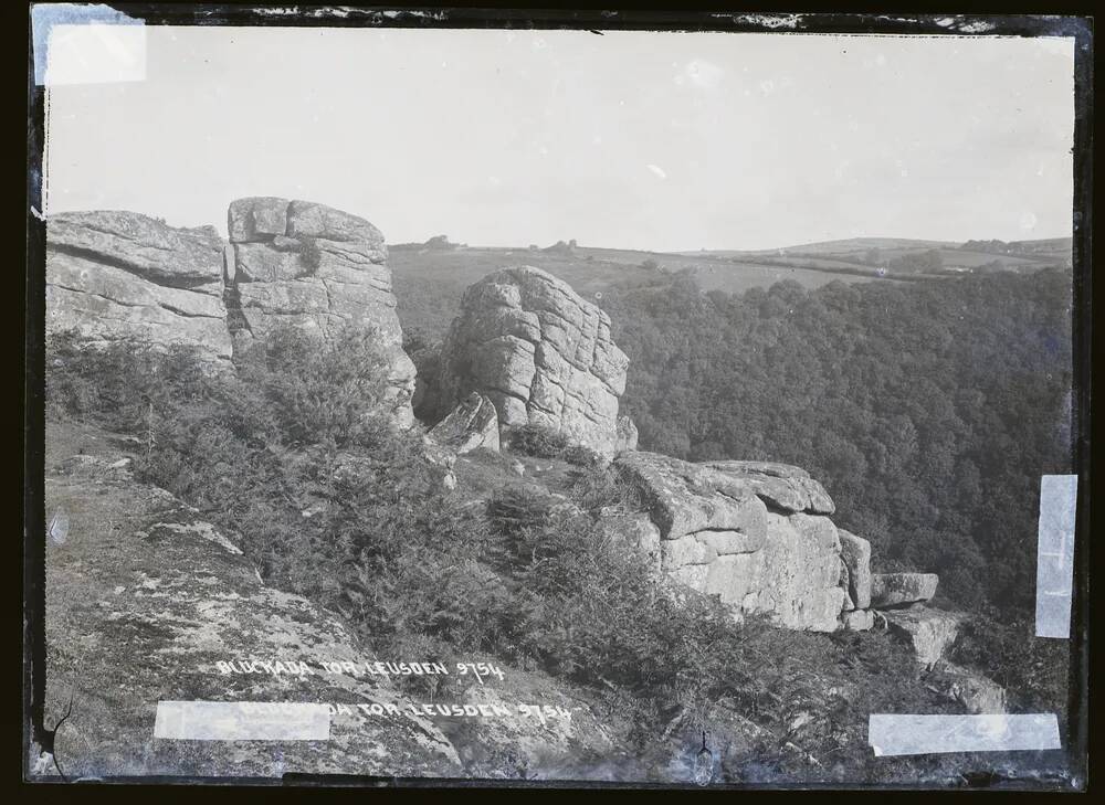 Leusdon: Blackadon Tor, Widecombe