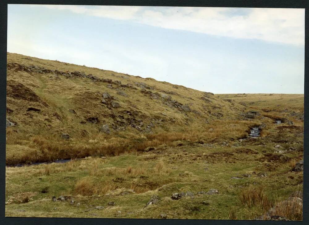 34/13 Enclosure above Wollake Foot 19/3/1994