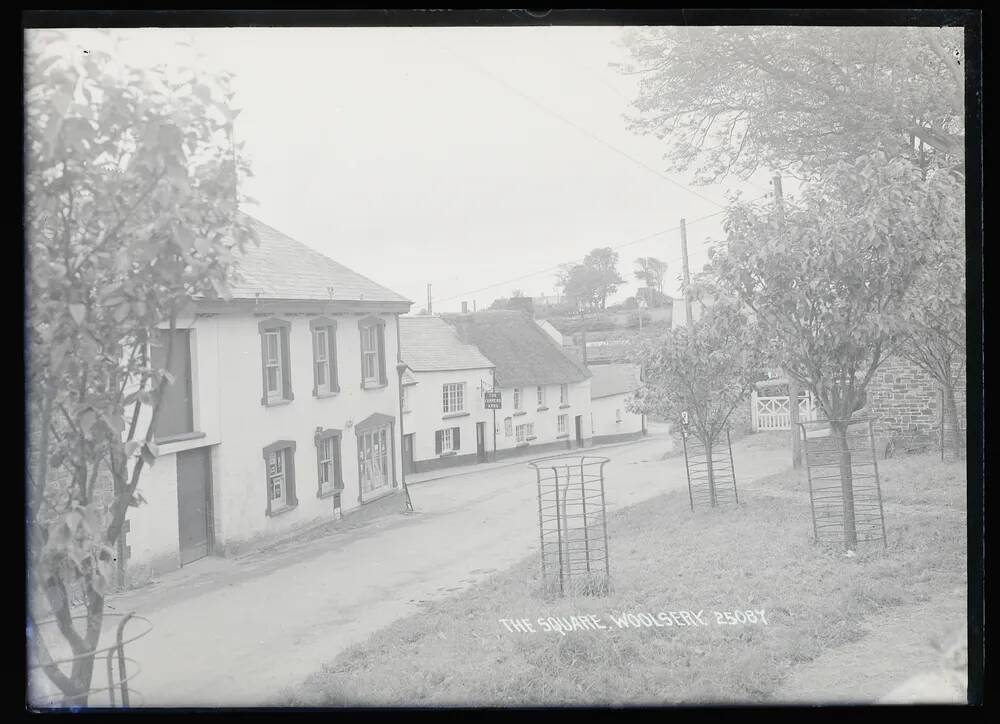 The Square, Woolfardisworthy, West