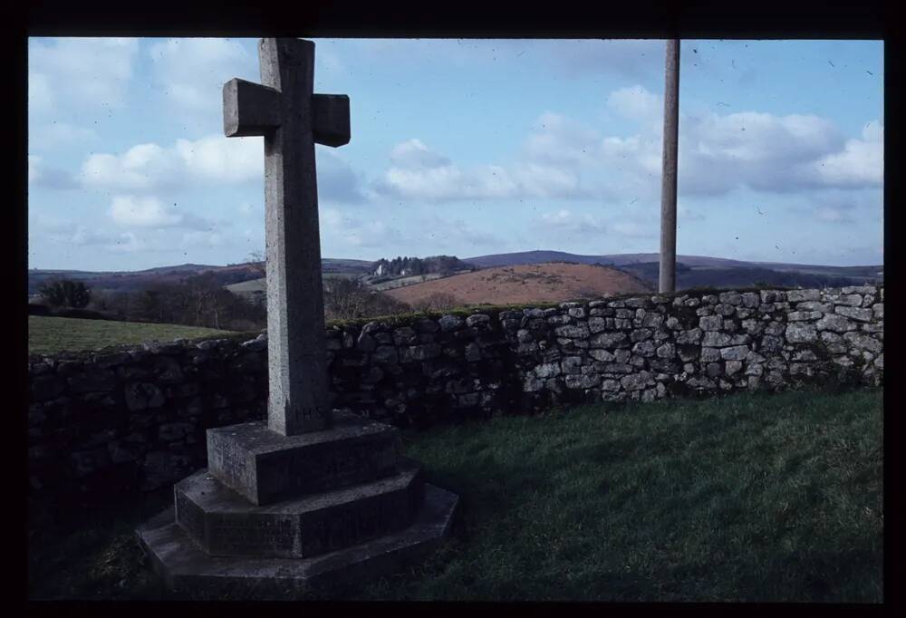 Cross marking Bastard grave in Buckland-in-the-Moor churchyard