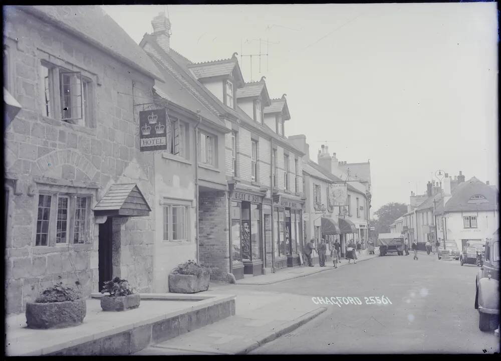 Main street, 'Three Crowns Hotel' + 'Ring of Bells', Chagford