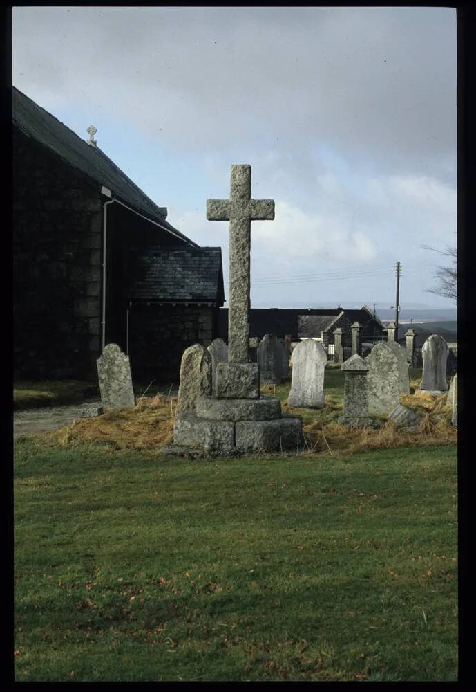 Cm Cross, Princetown