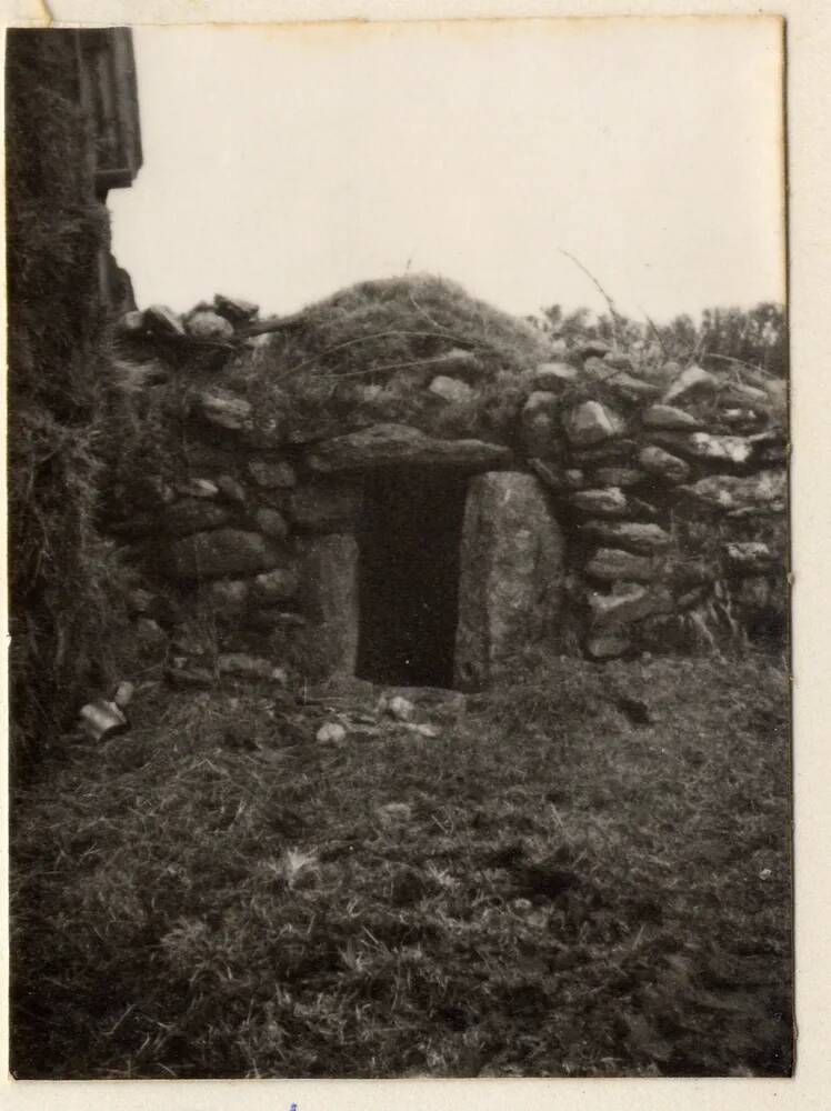 Beehive Hut at Babeny