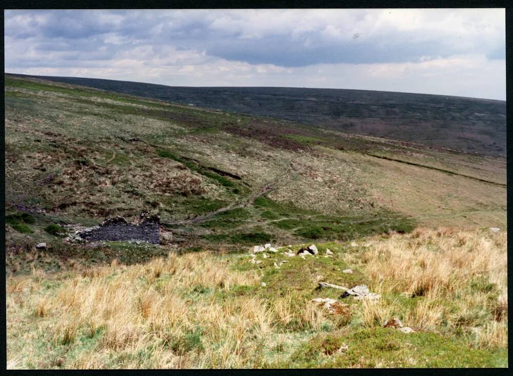 28/29 Middle Brook enclosure wall and wheel pit 29/5/1991