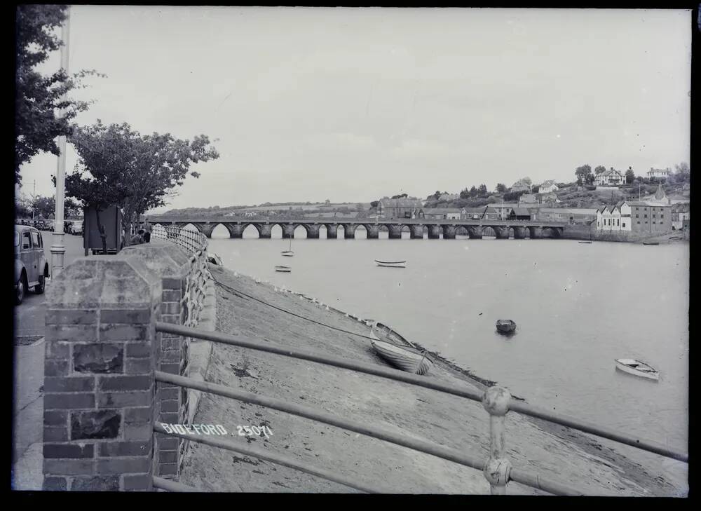  The Bridge, Bideford 