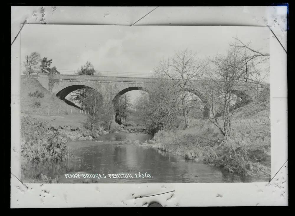 Fenny Bridges, Feniton