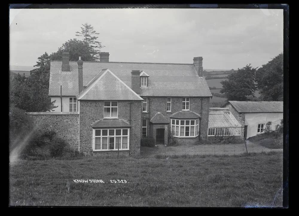 House, Knowstone