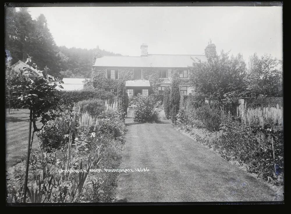 Poundsgate: Spitchwick Farm, Widecombe