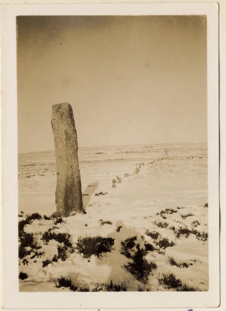 Two menhirs connected by stone row at Drizzlecombe