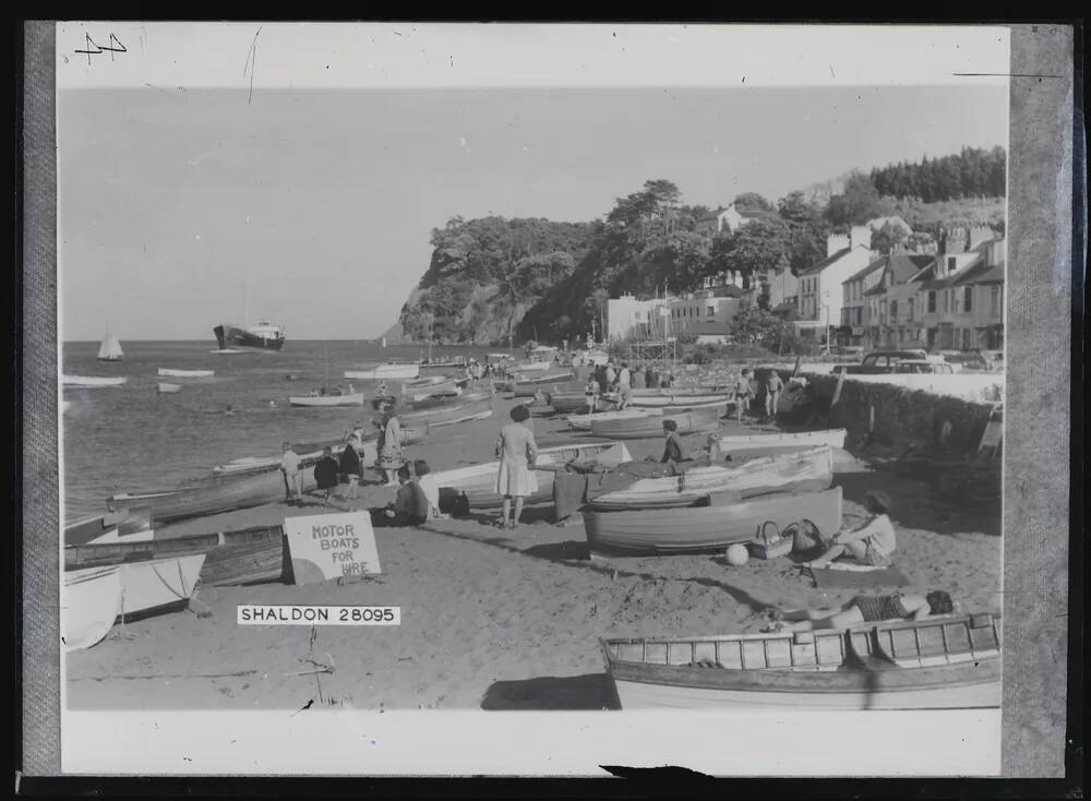 Shaldon: beach (with many small boats), St Nicholas