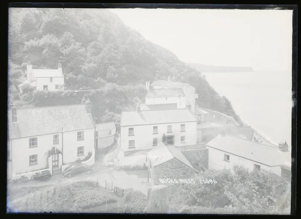 Bucks Mills Cottage, Woolfardisworthy, West