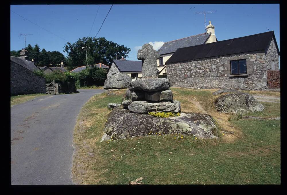 Dunstone cross