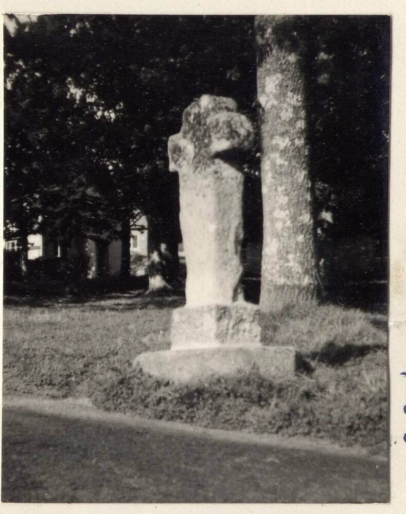 Stone Cross at North Bovey