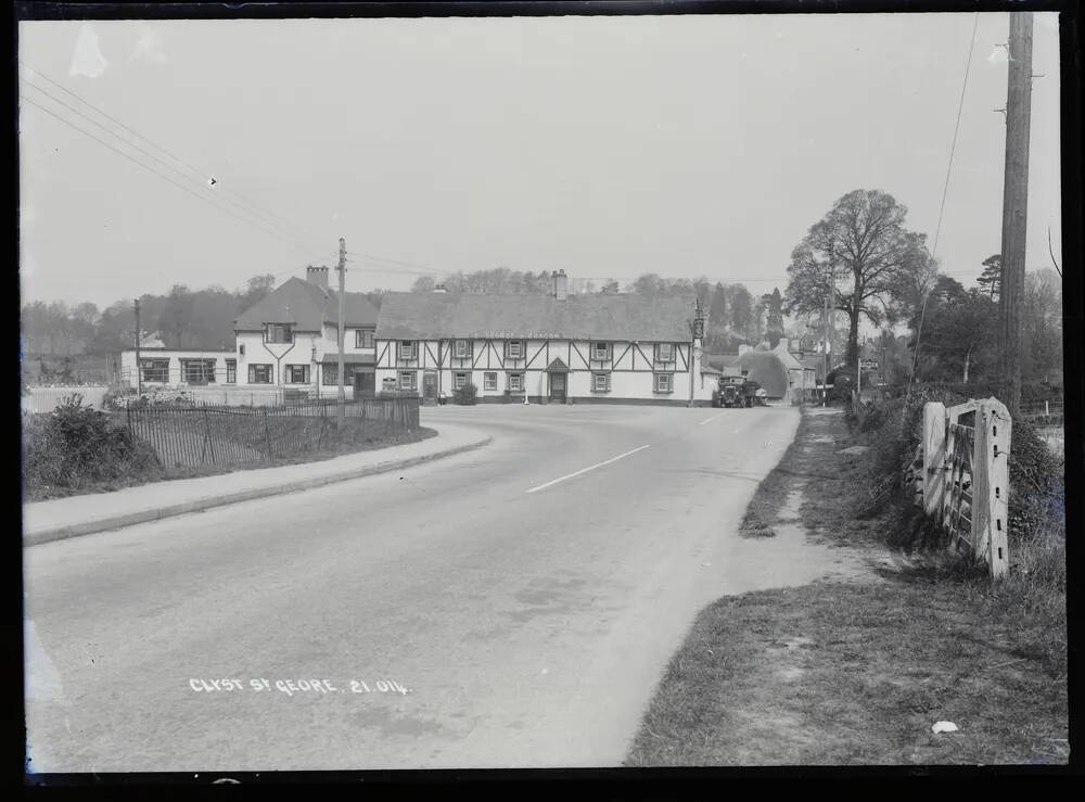 St George and the Dragon Hotel, Clyst St George