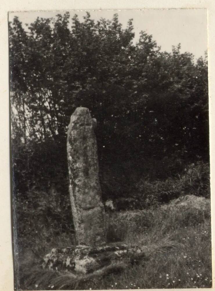 Stone cross at Manaton