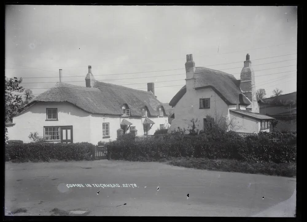 Thatched Cottages, Combeinteignhead