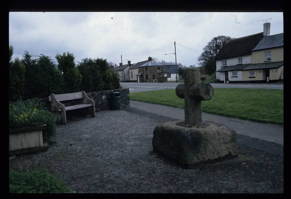 Cross at Cheriton Bishop