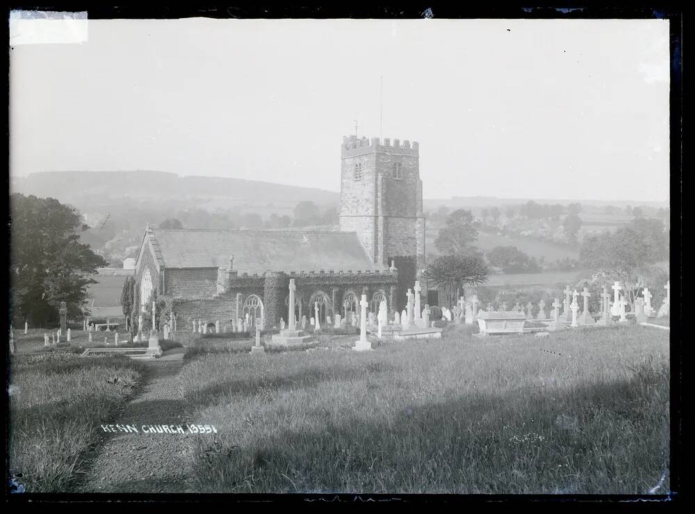 Church + churchyard, Kenn