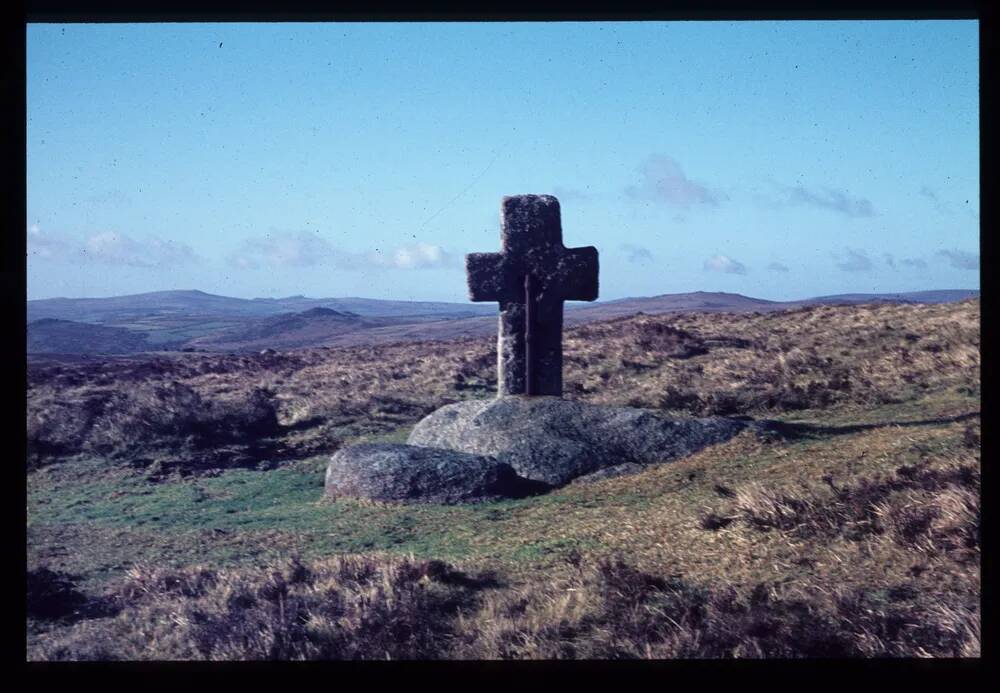 O Brook Cross