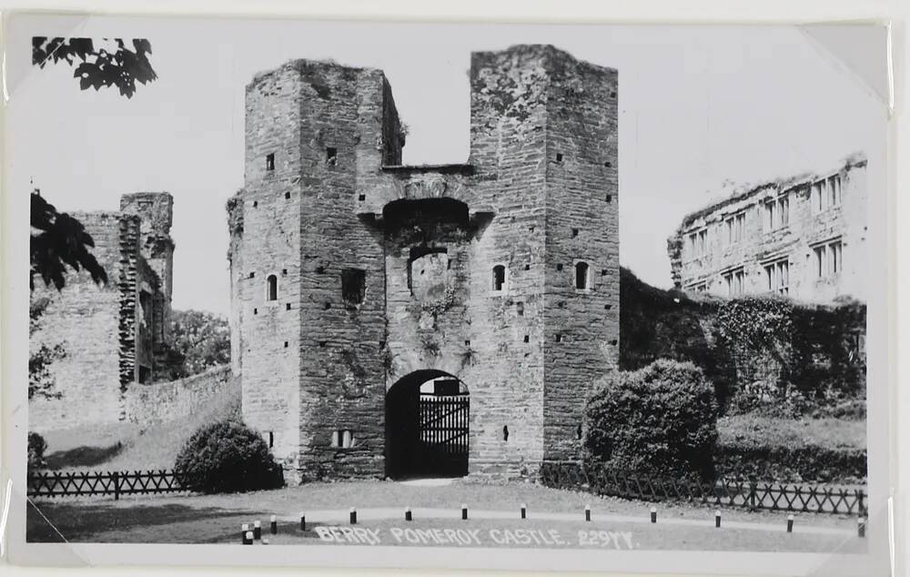 Berry Pomeroy castle